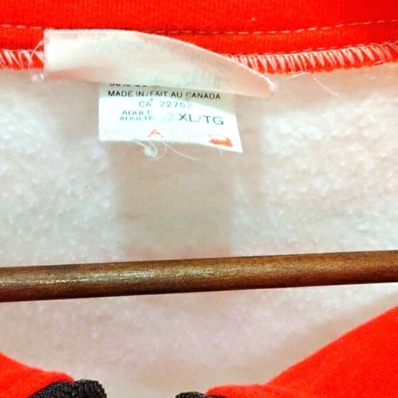 Vintage Canada Sweatshirt - Picture 8 of 10